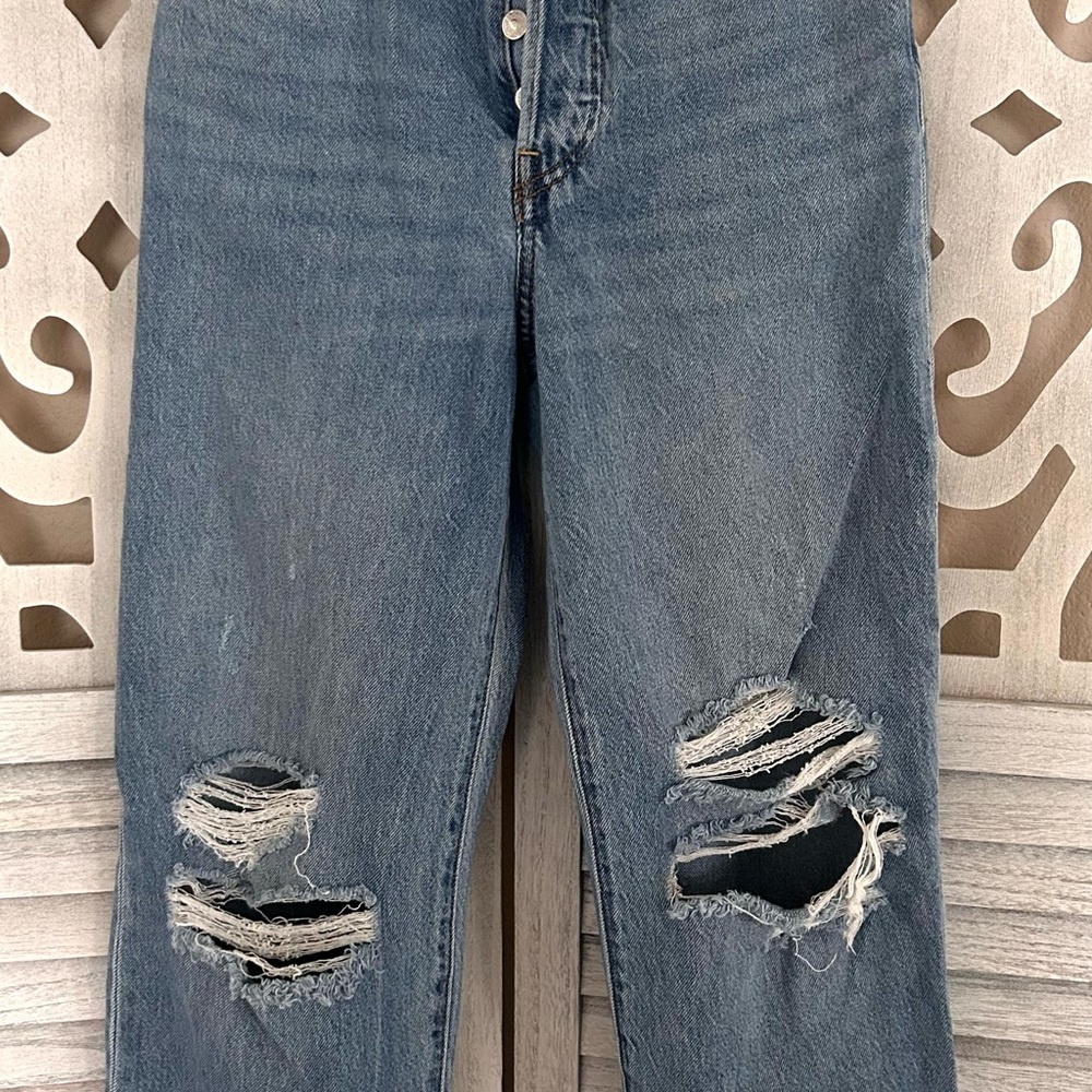 Levi's Jeans Ribcage Straight Ankle Button Fly Size 25/L27 Distressed - Picture 2 of 5